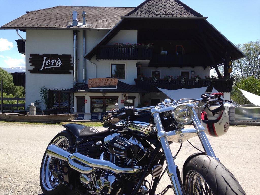 Jera Am Furtnerteich Hotel-Ristorante&Relax Mariahof Exterior photo