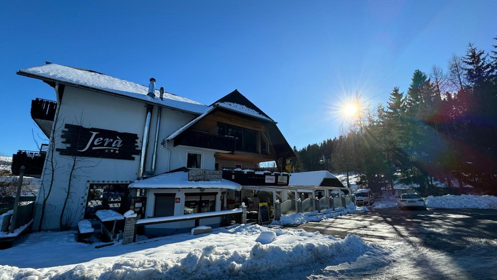 Jera Am Furtnerteich Hotel-Ristorante&Relax Mariahof Exterior photo